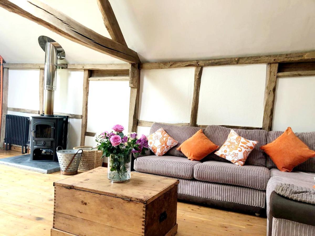 Hay Barn, Penrheol Farm, Unique Barn Conversion Билт Уелс Екстериор снимка
