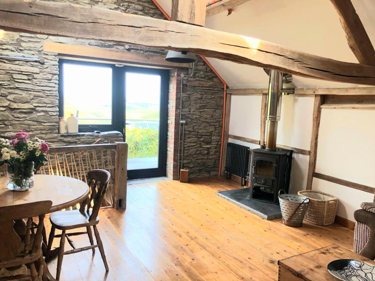 Hay Barn, Penrheol Farm, Unique Barn Conversion Билт Уелс Екстериор снимка